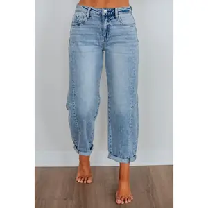 Jaden Risen Jeans - Medium Wash