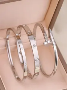 3pcs Fashion 18K Gold Plated Stainless Steel Four-Leaf Clover Nail Bracelet, Suitable For Women's Party, Daily Wear, European And American Style, Personality, Generous, Luxury Cubic Zirconia Wristband, Wedding Jewelry Set, Gift For Girls, Women, Relatives