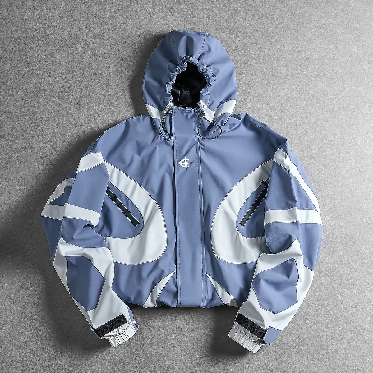 Men's zipper  jacket hooded, fashionable long-sleeved coat for spring and autumn, streetwear outfits , lightweight windproof outdoor jacket, preppy style menswear. Casual Stylish