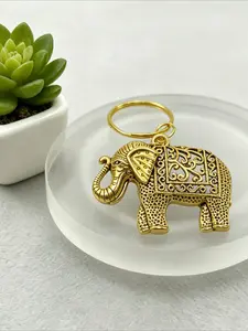 1PC Creative Hollow Elephant Key Ring Alloy Animal Pendant Keychain Gift for Friends
