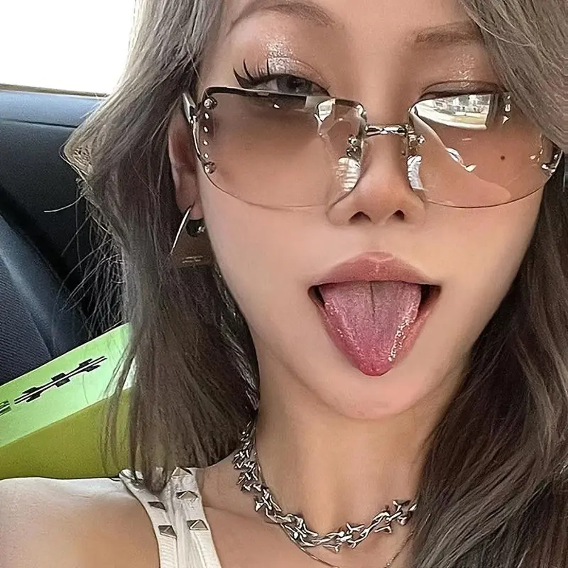 Women's Y2K Cyberpunk Frameless Glasses, Metallic Accents with Decorative Lenses, Lightweight Fashion Eyewear for Bold Style and Modern Aesthetics unisex square frame glass internet celebrity Leopard Print Square Glasses vision correction rectangle simple
