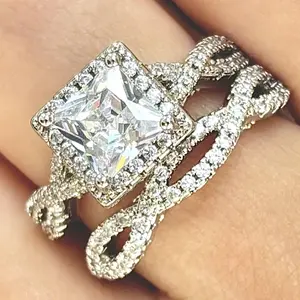 JJ CHIC Two-Piece Ring Set.Elegant and Sophisticated Jewelry for Engagement, Wedding, and Everyday Wear