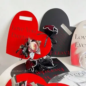 5 pieces Valentine's Day flower gift packaging boxes, single rose bouquet bags, heart-shaped mirror bouquet hand-held flower card bags, Valentine's Day hand-held flower bouquet boxes and flower bags