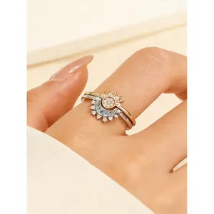 Elegant Couple Rings Set Gold & Silver Color Adjustable Sunflower Ring with Blue Rhinestones Fashionable Jewelry Gift for Lovers Unique Stylish Accessory