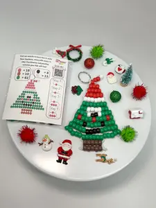 R’berry Beaded Keychain Kit - Large Christmas Tree