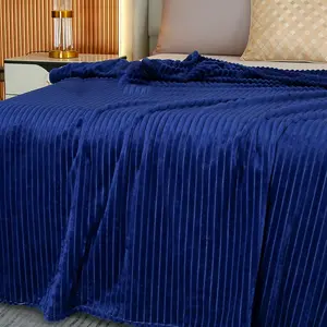 1 Pack Super Soft Fluffy Striped Fleece Blanket, Cozy Plush Throw Blanket for Couch Bed Sofa, Lightweight Warm Breathable Blanket for All Seasons, Ideal for Adults Kids Home Decor