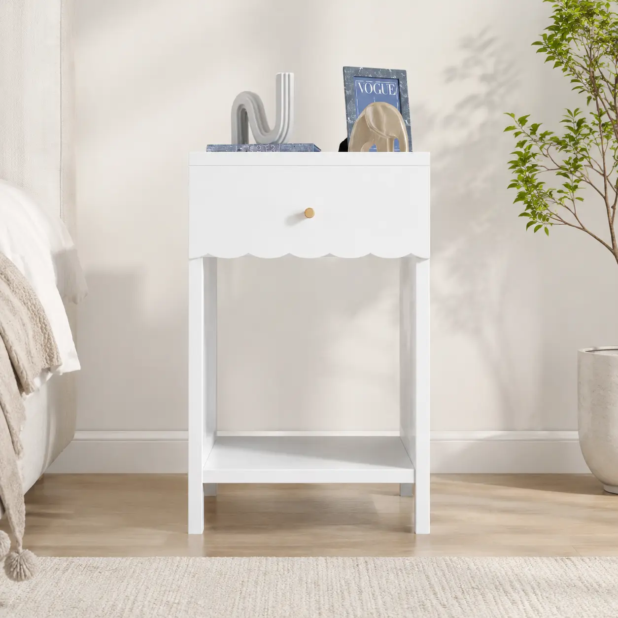 littleox Modern White Nightstand with Drawer and Open Shelf Scalloped Edge Bedside Table for Bedroom Cute Minimalist Side Table for Kids Room and Girls Room(1 piece)