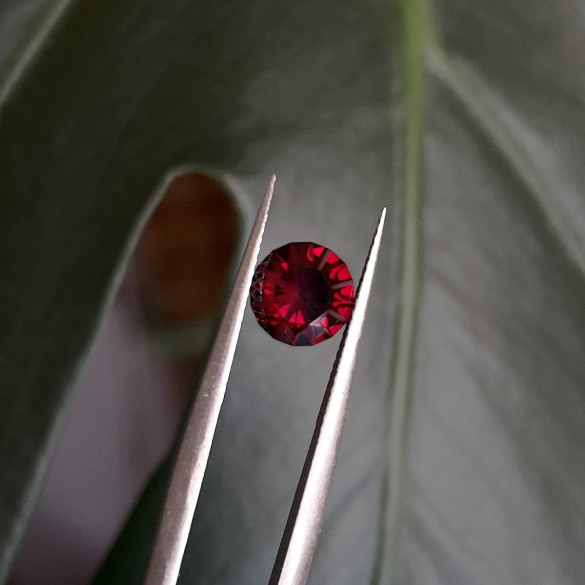 Precision Cut Red Garnet Gemstone for Custom Jewelry - 1.55 carats, 6.8mm