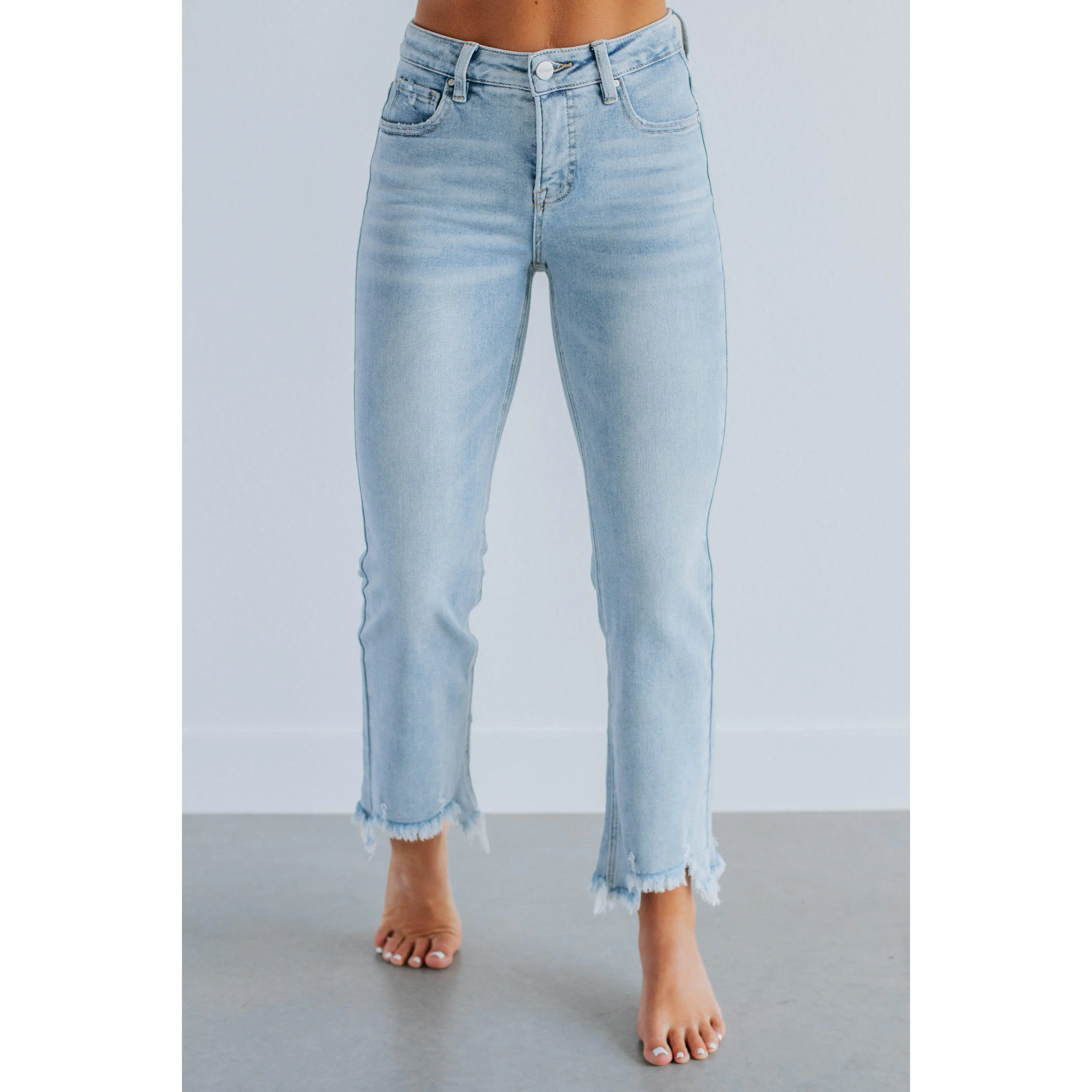 Neona Risen Jeans - Light Wash Neona Risen Jeans - Light Wash