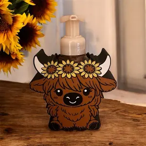Highland Cow B&BW Soap Holder