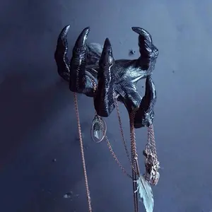 Demon Claw Design Wall Hanger, Skull Wall Hanger, 1 Count Halloween Themed Wall Mounted Jewelry Holder, Home Decor for Living Room Bedroom, Hanging