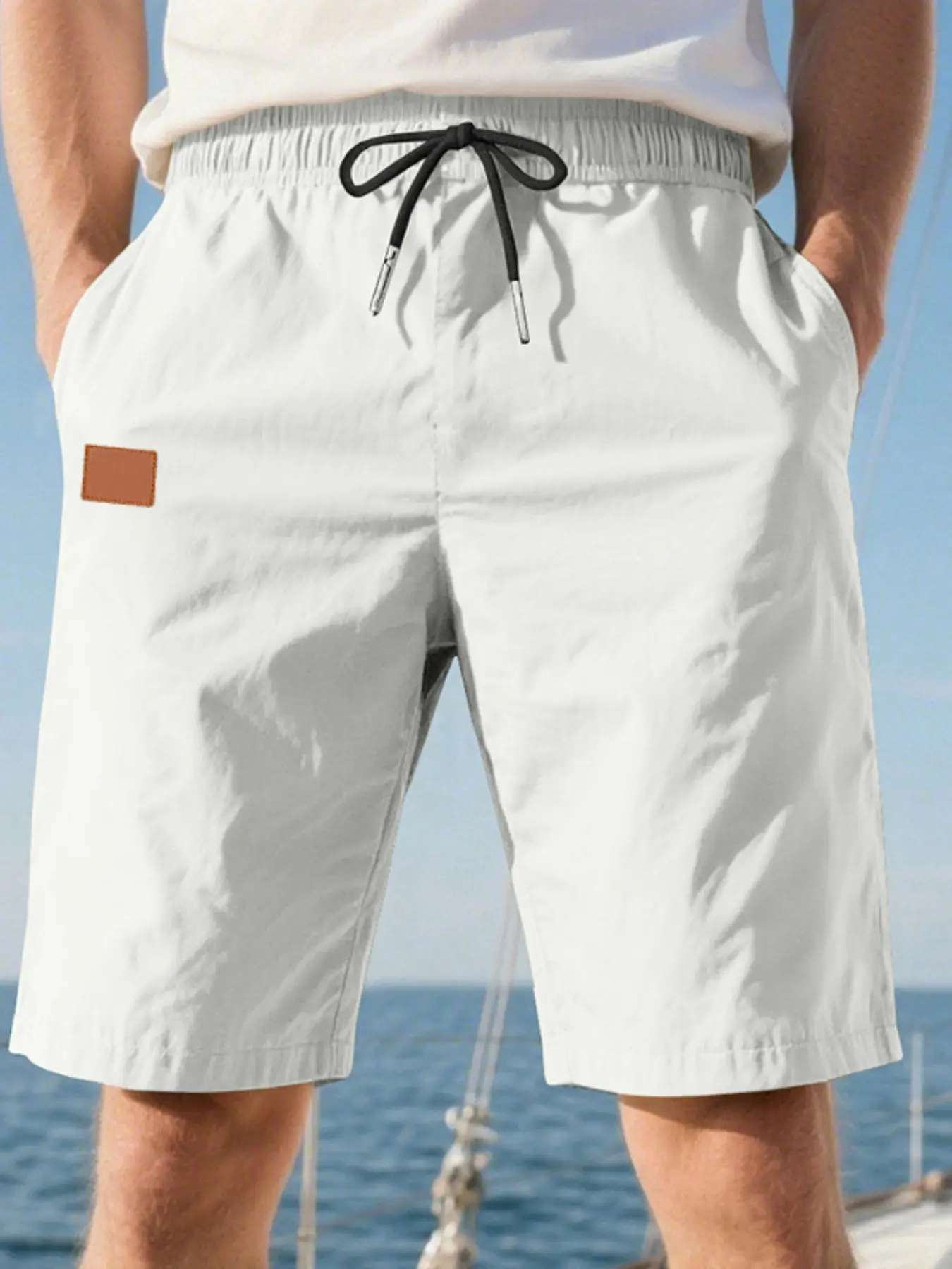 Men's Spring ＆ Summer Outfits Solid Color Casual Shorts, Elastic Waist Drawstring, Lightweight Quick Dry Fabric, Brown Patch Detail, Side Pockets, Summer Beach Shorts for Vacation & Daily Wear