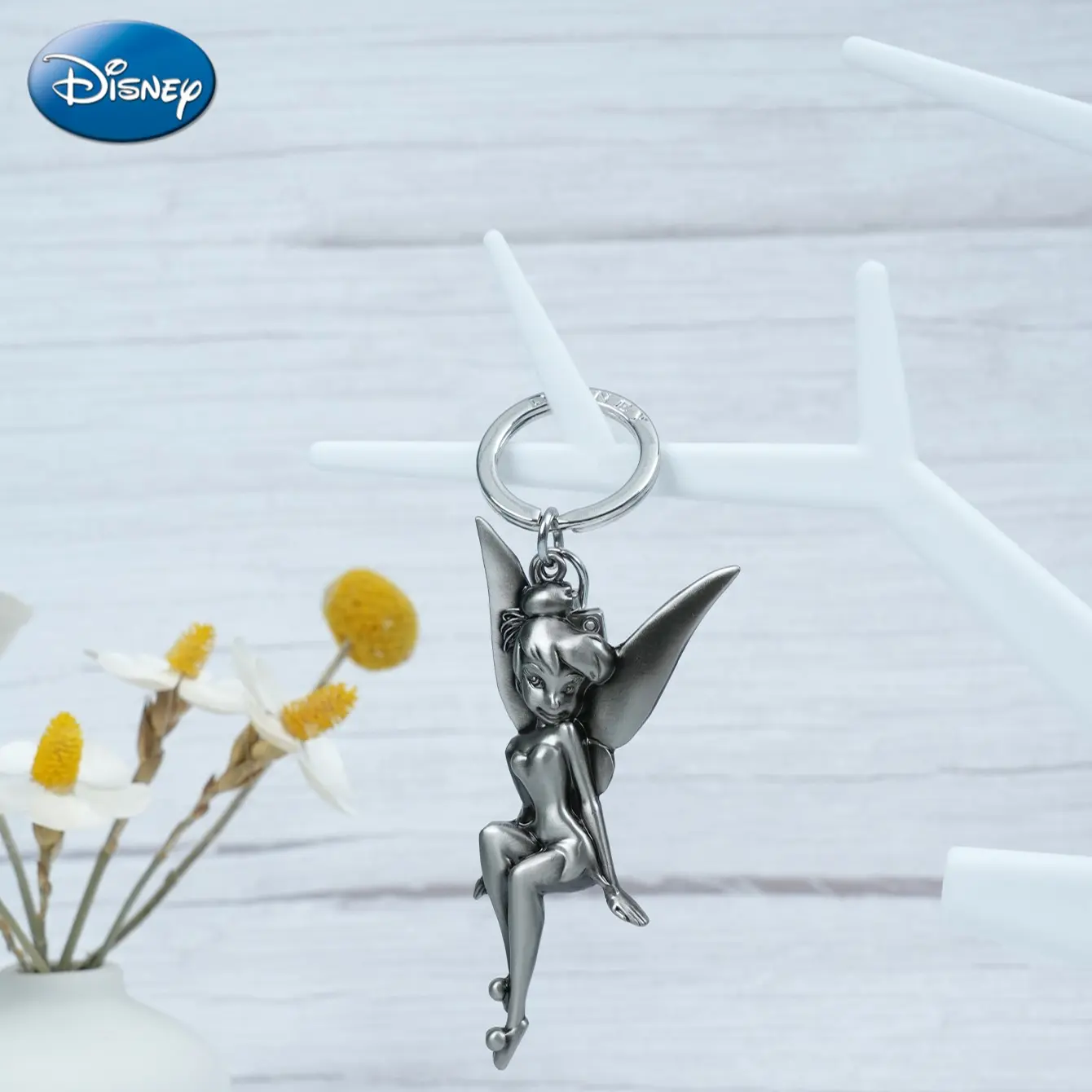 1PC DISNEY Officially Licensed TINKERBELL Keychain Bag Charm Clothing Accessories Zinc Alloy Gift for Friends Family Thanksgiving Christmas Stocking Stuffer New Year Present for Collectors Birthday Gift for Loved Ones Cute Keychain