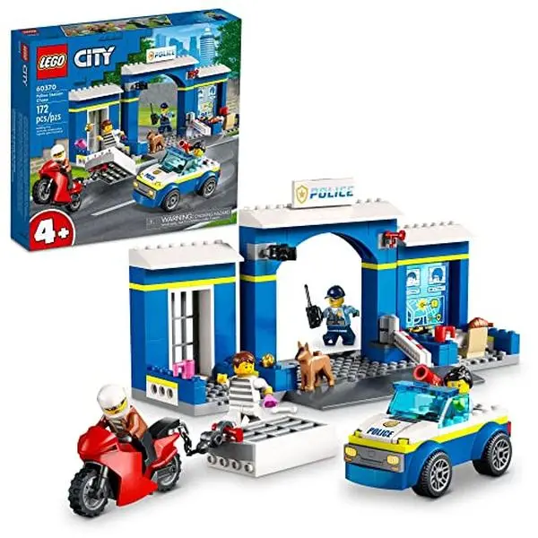 LEGO City 60370 Police Station Chase