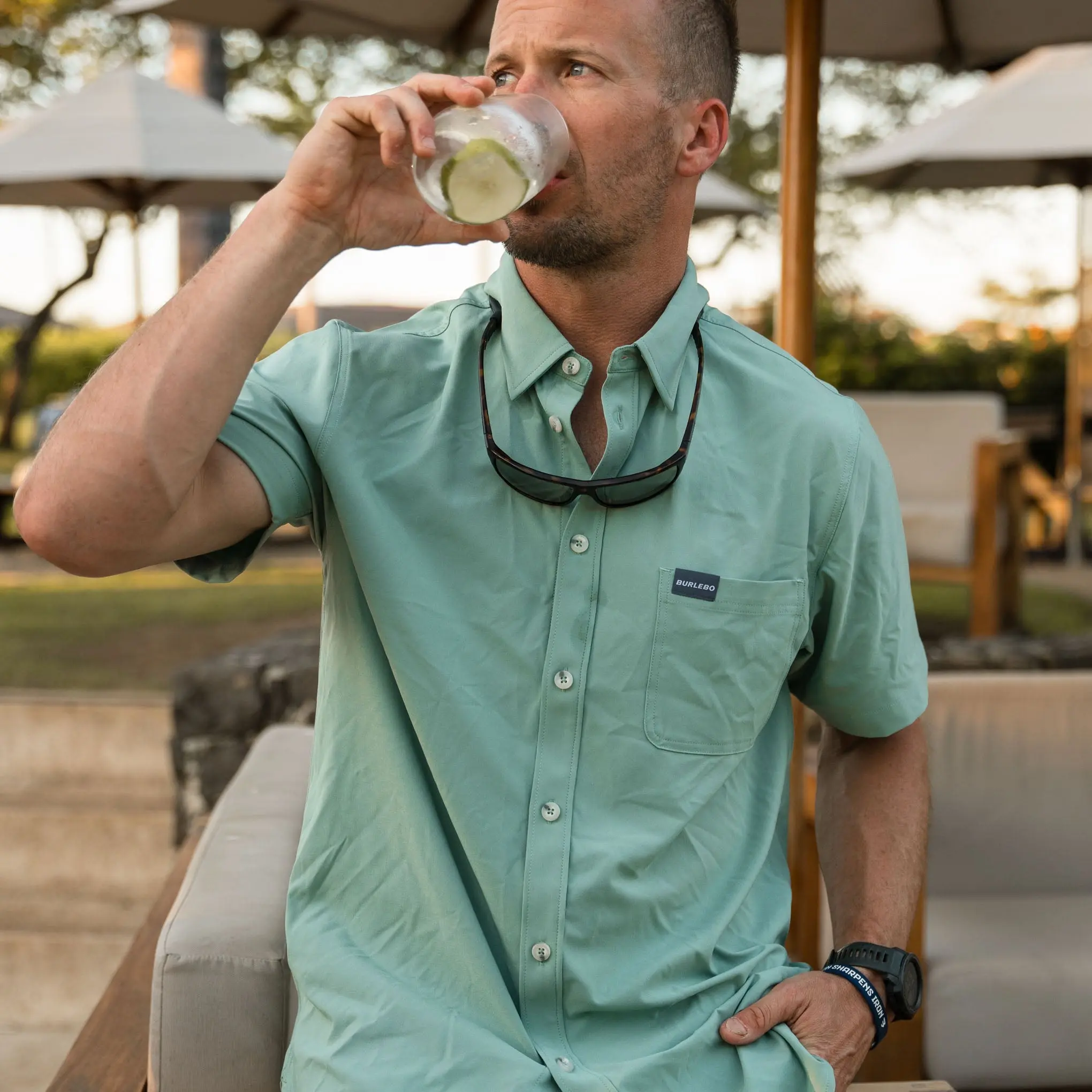 Burlebo Men's Sage Soft 4-Way Stretch Performance Button-Up Shirt, Short Sleeve Modern Fit, Breathable for Golf & Office, Casual, Shortsleeve, Menswear, Tops, Work, Sporty Chic, Athletic