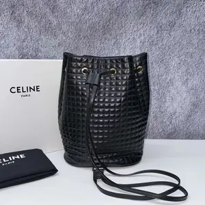 Pre-owned Celine Leather Shoulder Bags 7.8'' R2159 Shoulder Bag C11926706829 0320 T2 Betsy