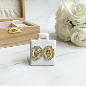 Beautiful earrings for you!