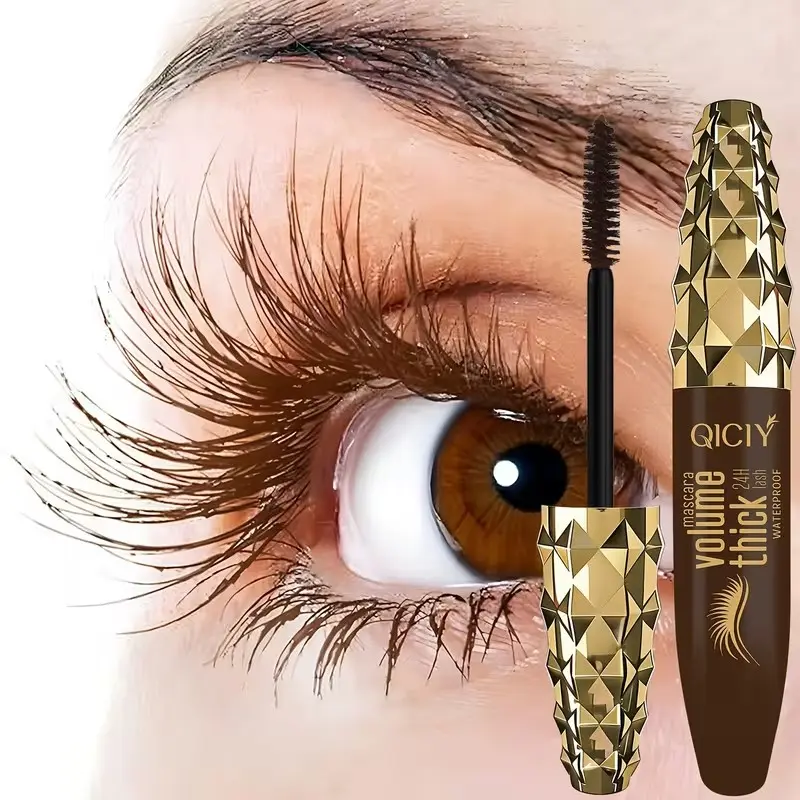Brown fiber mascara, sweat-resistant and long-lasting, easily creates a full and curled effect, effectively lengthening the lash line. The tone is soft and not obtrusive, suitable for various makeup occasions, with a smooth texture that is easy to apply,