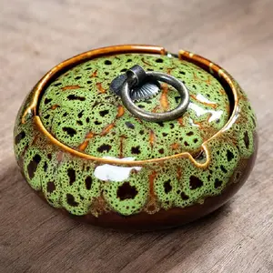 Handmade Ceramic Ashtray with Lids, Windproof Ashtray Smokeless for Indoor or Outdoor, Ash Holder for Patio Desktop Office Smokers, Ash Tray for Tabletop Home Office Decor (Mix Green, M-Size)