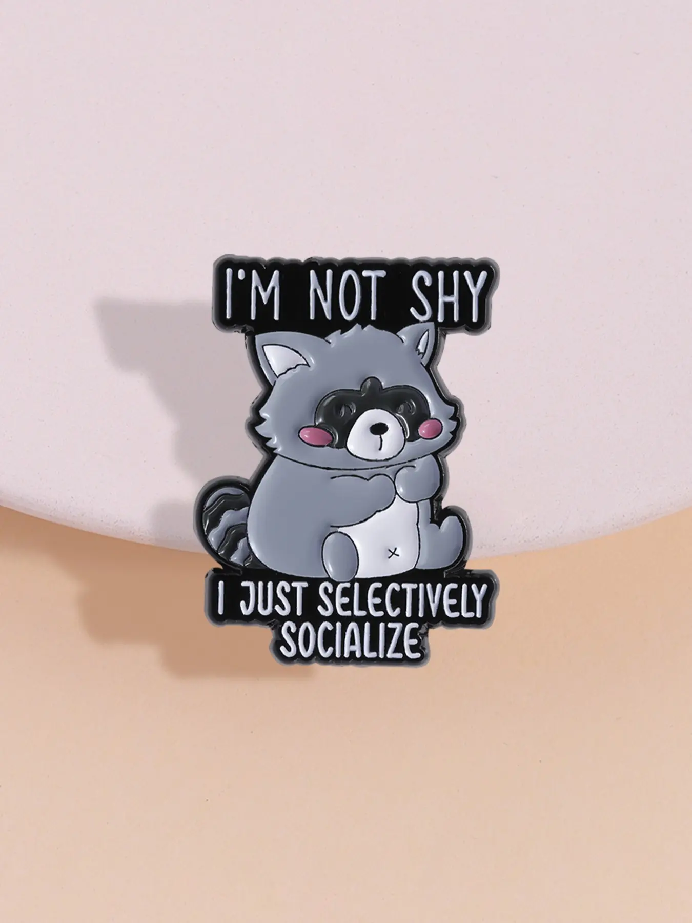 Introvert Bear Badge, High-Cool Humorous Design, 'i'm Not Shy I Just Selectively Socialize' Charm, Office ID Card Holder Accessory, Badge Pins, Animal Shaped Badges, Badge Charms, Badge Decoration