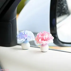 3 Pack New Cute Mini Vase Car Dashboard Window Ornament Creative Design Non Slip Base Lightweight Durable For Women Daily Driving Decor Light Luxury Summer Cool US Design