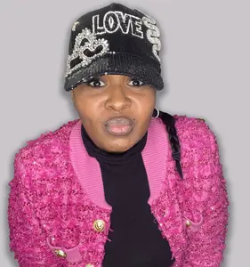 Sequins LOVE Bling Baseball Hat