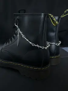 Punk Style Edgy Punk Thorn Chain & Sword Design Shoe Charms, Punk Aesthetic Fashionable Shoes Decorations to Elevate Footwear for Women & Men, Trendy All-match & Exquisite DIY Shoes Accessories for Birthday Gift, Unique Gift Idea