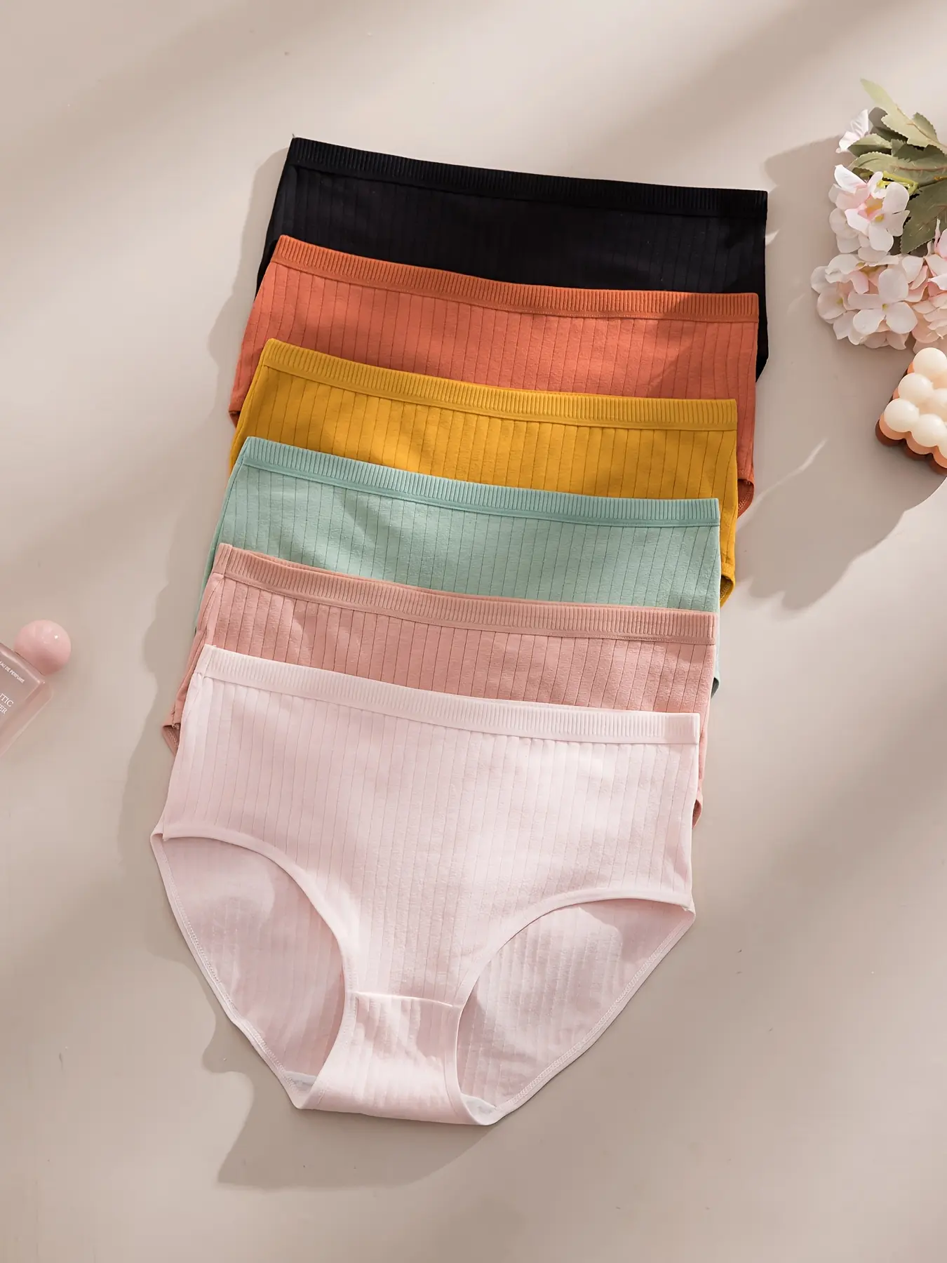6pcs Women's High-Waisted Briefs - Seamless Breathable Underwear, Solid Color Triangle Panties with Elastic Fit, Non- Lingerie ( Order Value - Price Per Unit Decreases with Quantity) - Color Random Suitable for Casual Attire & Sensitive