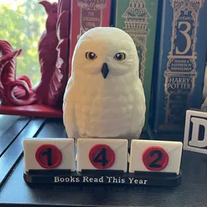 Snowy Owl Books Read This Year Counter Bookshelf Decor - Magical Books Read Tracker Library Sign - 3D Printed Bookish Decor