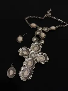 Vintage Style Cross Pendant Necklace Set with Matching Earrings Silver Tone Statement Jewelry -037