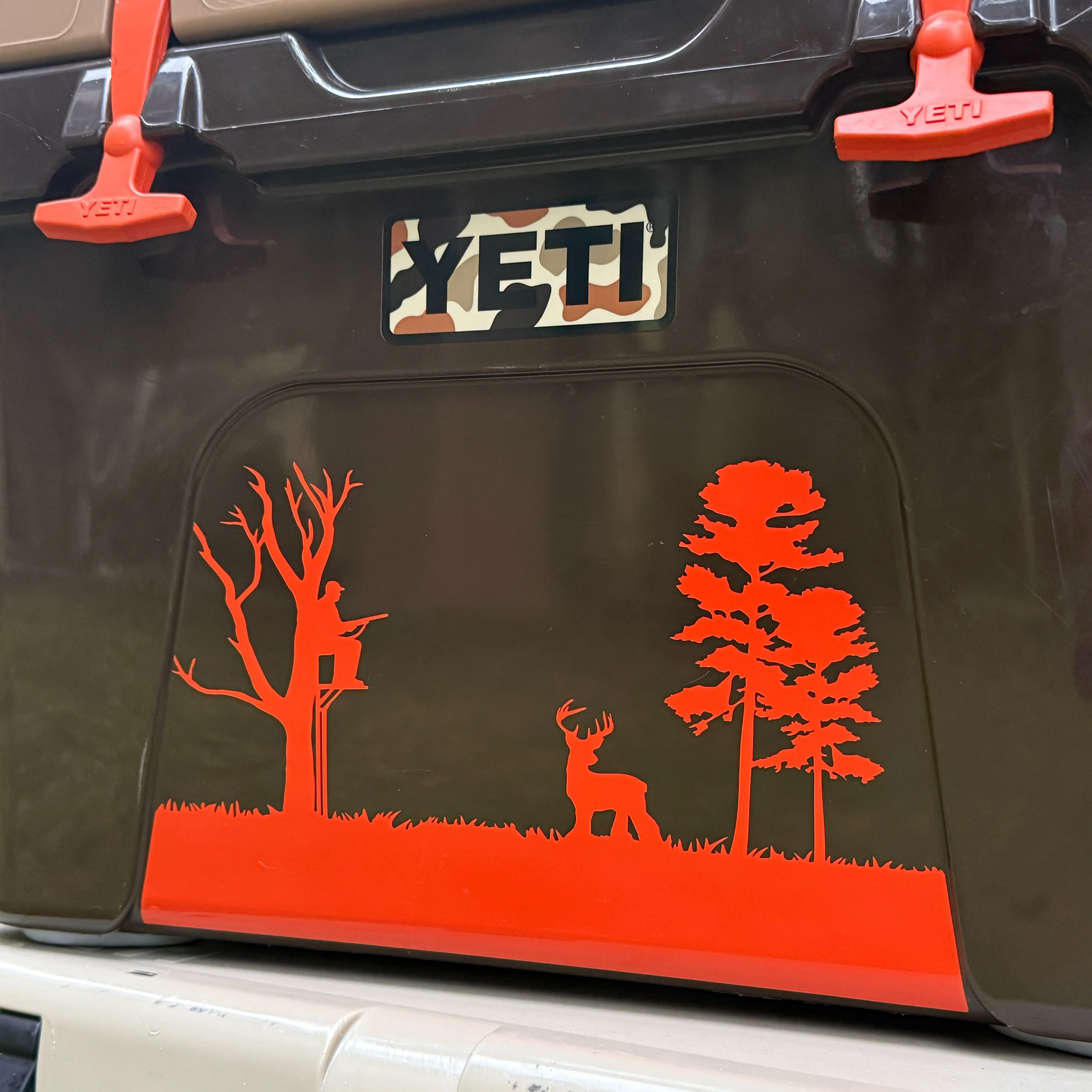 Deer Hunting TREESTAND Decal For Coolers And Trucks