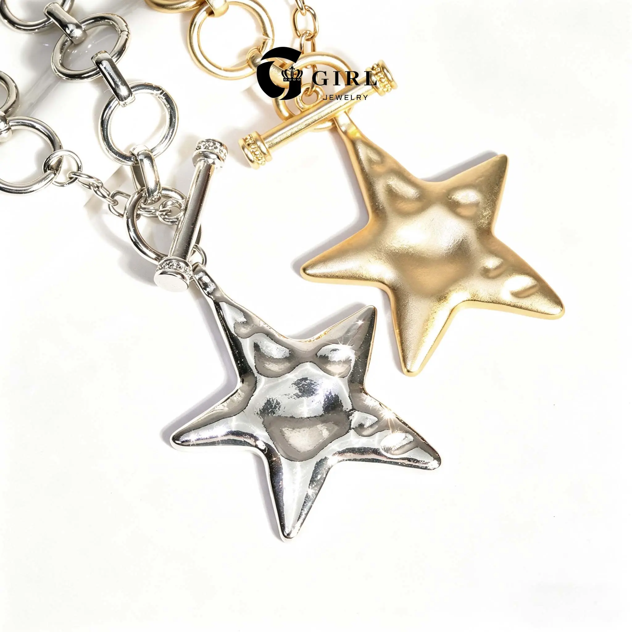 GGIRL Women's 18K Gold Plated Bohemian Geometric Star Pendant Necklace Punk Rock Cross Heart Choker Chunky Statement Layering Chain Ideal for Party Daily Wear, Fashion Jewelry Gifts for Holiday Birthdays Anniversaries