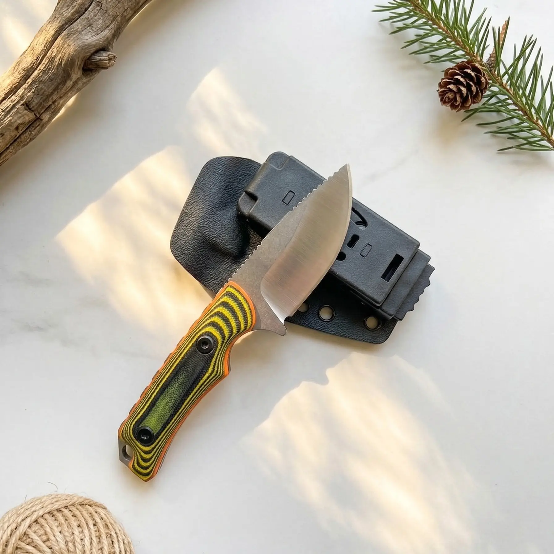 Compact Full-Tang Fixed Blade Survival Knife - 8Cr13MoV Steel Blade, 2-Tone Ergonomic G10 Handle, Kydex Sheath, 6.42in Long, 0.138in Thick, 0.26lb Lightweight Bushcraft Gear for Hunting, Camping - Survival Equipment, 6.42" Long, Unisex