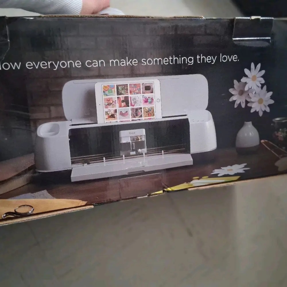 Cricut Brand New Condition with Extra Tools Ideal for Users Ready to Use Enhanced Functionality