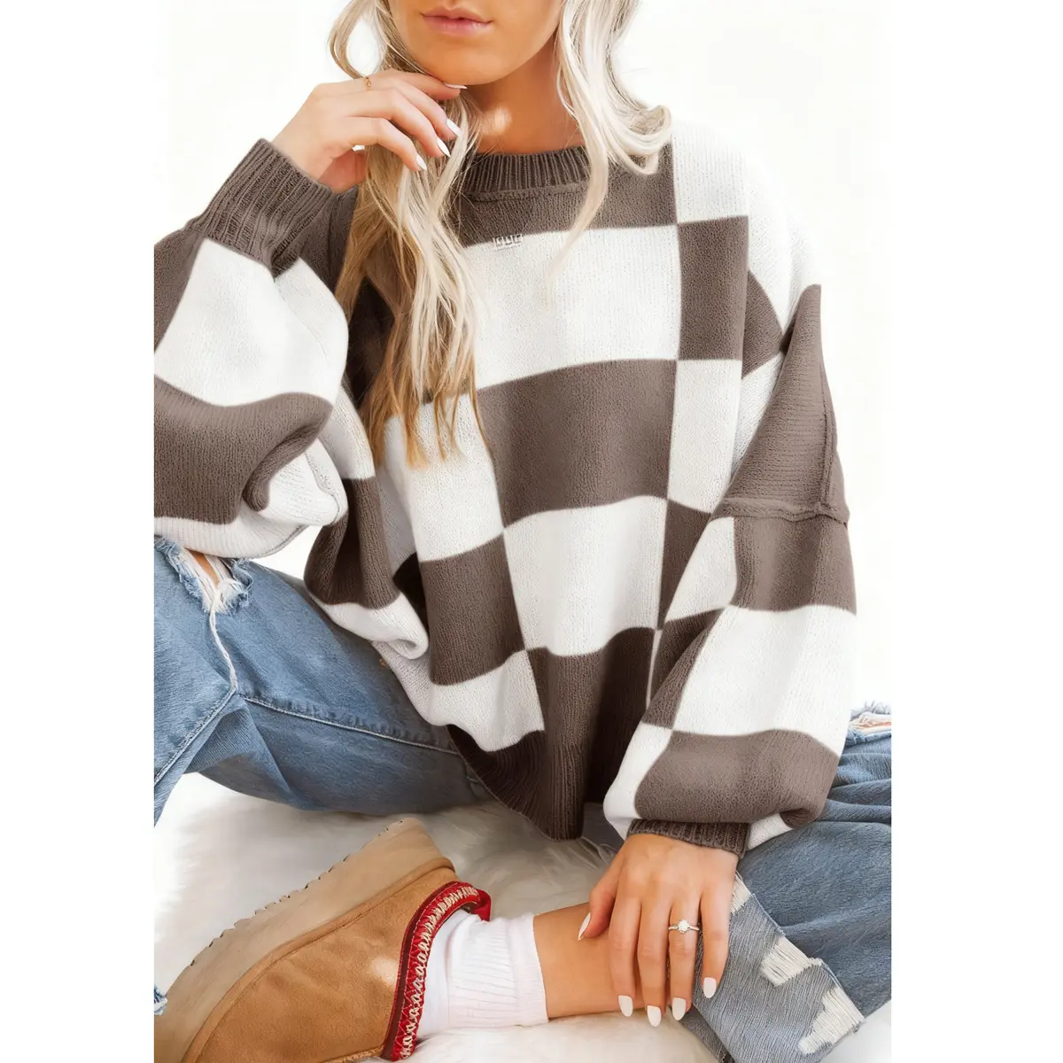 Znacicc Women's Stylish Checkered Bishop Sleeve Sweater - Casual Plaid Top with Crew Neck, Long Sleeve, Winteroutfit,Medium Length, Loose-Fitting,Womenswear