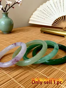 Elegant Eastern Style Jade Bracelet with Gift Box, Exquisite Bracelet, Beautiful Jewelry, Perfect Gift Choice, Traditional Chinese Ornament, Fine Craftsmanship, High Quality Bracelet
