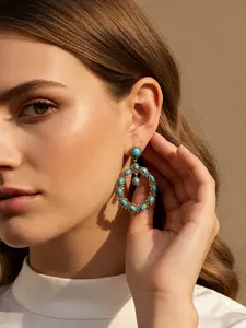 1 piece of vintage elegant turquoise earrings, suitable for daily wear, vacation dates, and other occasions, and also a surprising exquisite small gift.