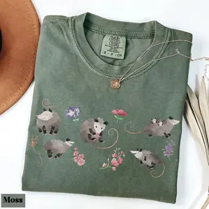 Comfort Colors Possum Shirt, Cottagecore Opossum T-shirt, Floral Possum Shirt, Cute Animal Lover Graphic Tee, Gift for Possum Lover