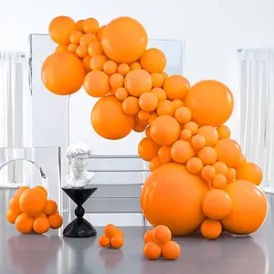 PartyWoo Thick Rubber Round Orange Balloon Arch Kit, 127pcs Matte 36/18/12/10/5-Inch Different Sizes, for Thanksgiving, Baby Shower Party Decorations
