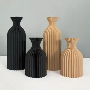 Black matte plastic flower vase, Bohemian style decorative vase, Pampas Grass Small Vase for Decor, Flower Vase Home Decor, Vases For Your Kitchen, Bedroom, Office, Living Room, Bathroom, & Shelf Centerpiece Table Decorations, Modern Plant Vase