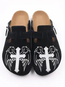 Men's Embroidered Sandals, Slip-On Wooden Clogs, Comfortable Footwear for Men, Stylish and Practical Design, Ideal for Daily Wear