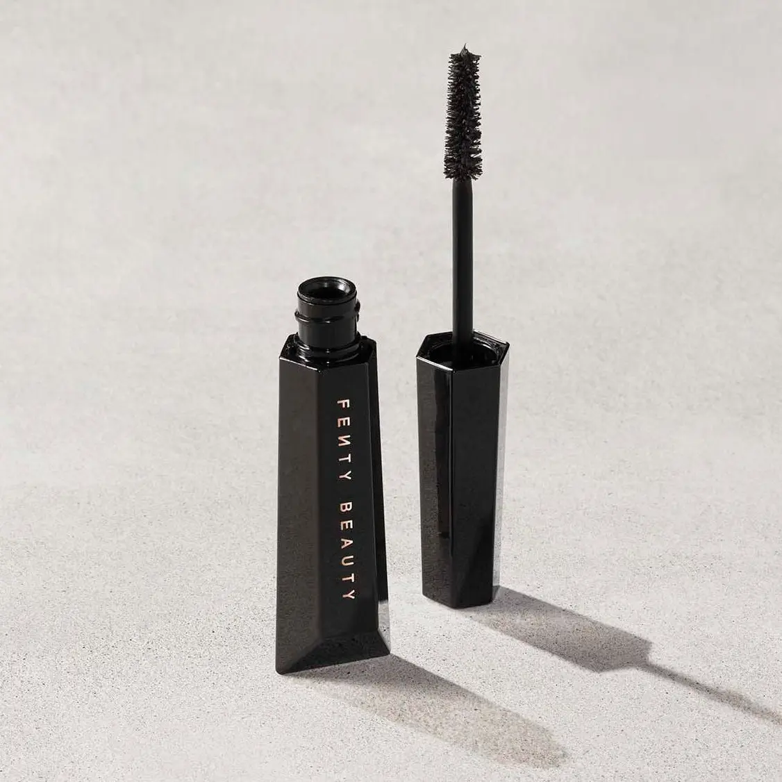 Fenty Beauty Hella Thicc Volumizing Mascara — Cuz I'm Black Fenty Beauty Hella Thicc Volumizing Mascara — Cuz I'm Black