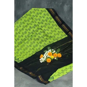 Elegant Green Poly Cotton Floral Print Saree for Daily Wear