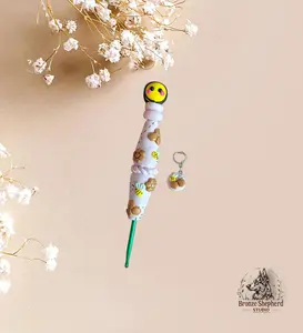Polymer clay handmade cute bee hook stitch marker / bumble bee crochet hook / bee honey crochet hook knitting accessory