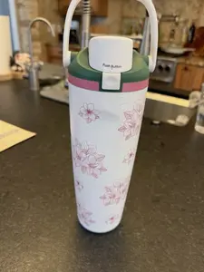 Owala 30oz Insulated Stainless Steel Water Bottle with Flip-Top Lid & Built-In Straw | Leak-Proof, BPA-Free, Keeps Ice Cold 24 Hours