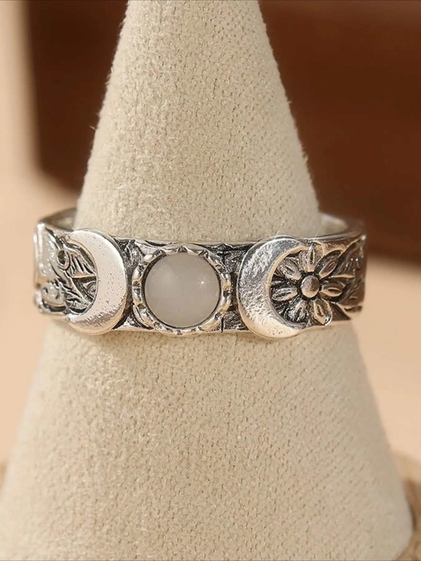 Retro Moon Ring, Carved Ring, Bohemian Style Women's Jewelry, Everyday Party Accessories