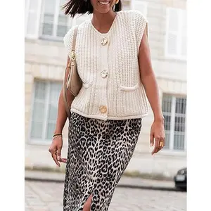 Womens Chunky Knit Vest Sleeveless Button Down Cardigan Casual Cropped Crochet Sweater Vest with Pockets Soft Knitted Winter Top Apricot Solid Color Round Neckline Versatile Styling Short Womenswear Knitwear