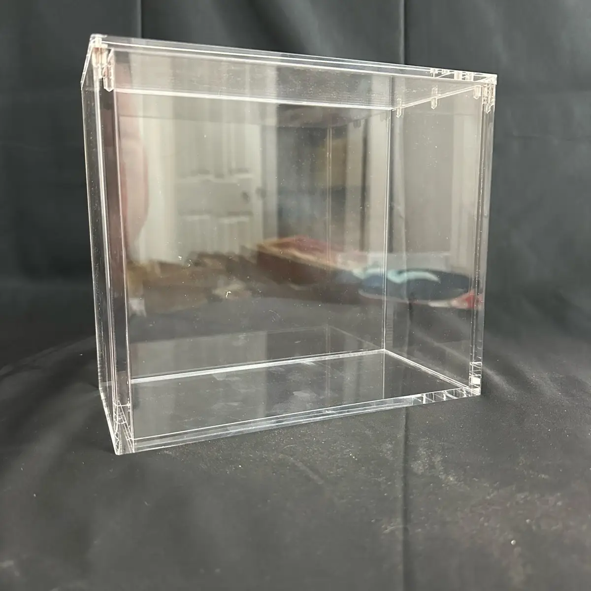 Acrylic Elite Trainer Box Case with Magnetic Lid