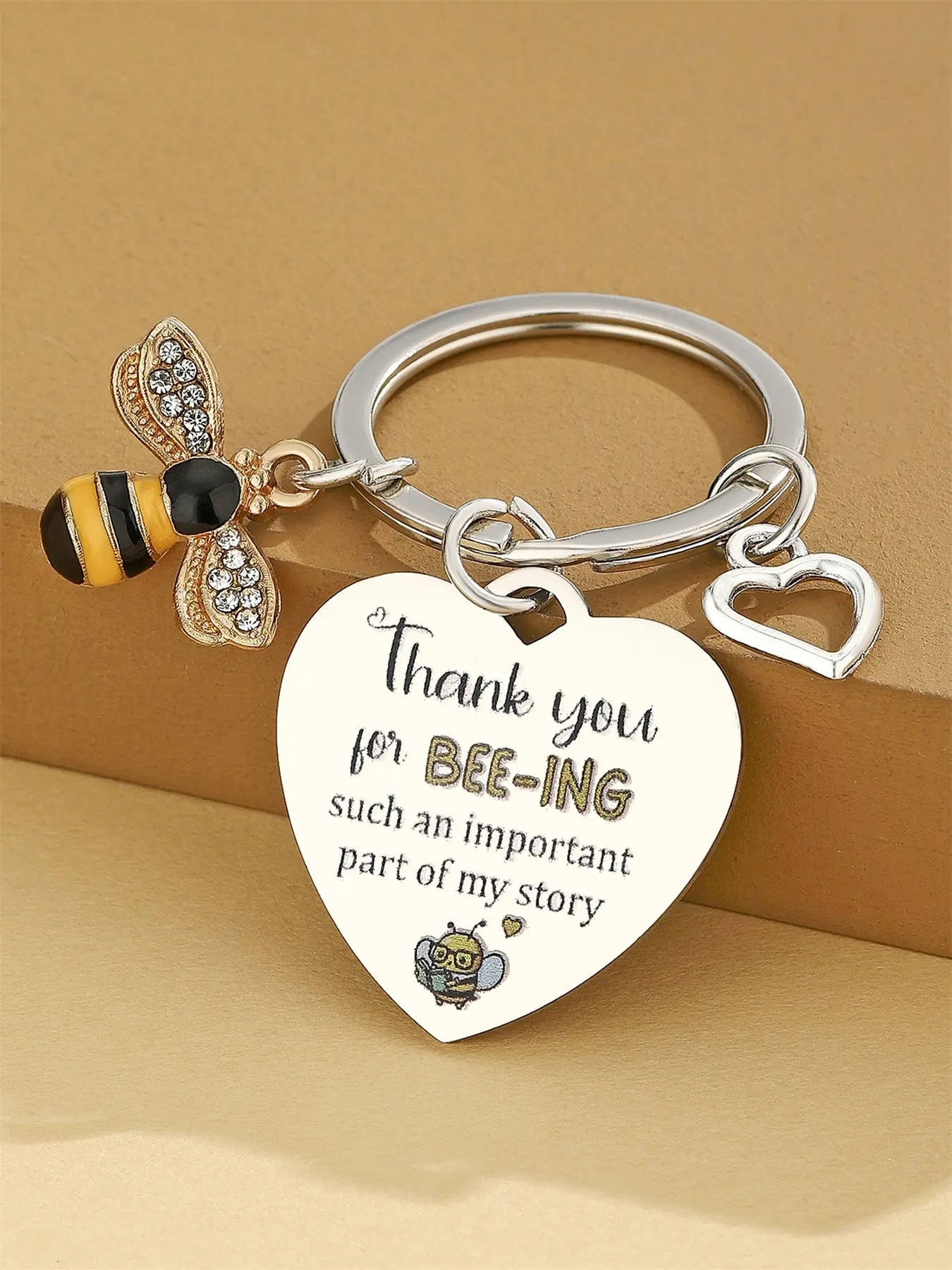 Mother's Day Gift Cute Bee Keychains for Teachers, Perfect Teacher Appreciation Gifts, Ideal for Birthdays & Holidays, Thoughtful Thanks for Educators, Keychain Charm, Aesthetic Keychain