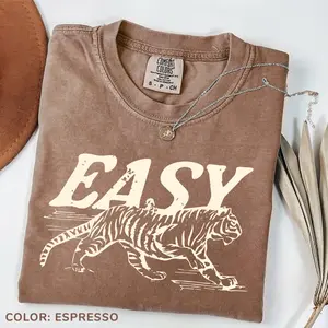 Comfort Colors Easy Tiger Graphic Tee, Retro Vintage Tiger Shirt, Unisex Oversized Boho Aesthetic T-Shirt, Style Top